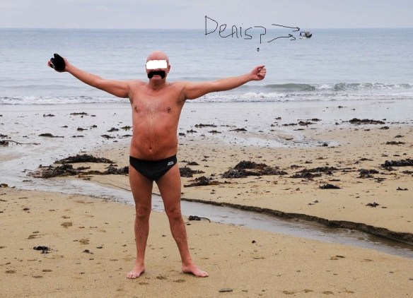 Secret Sixer Signalling. Is that Denis with the boat outside?